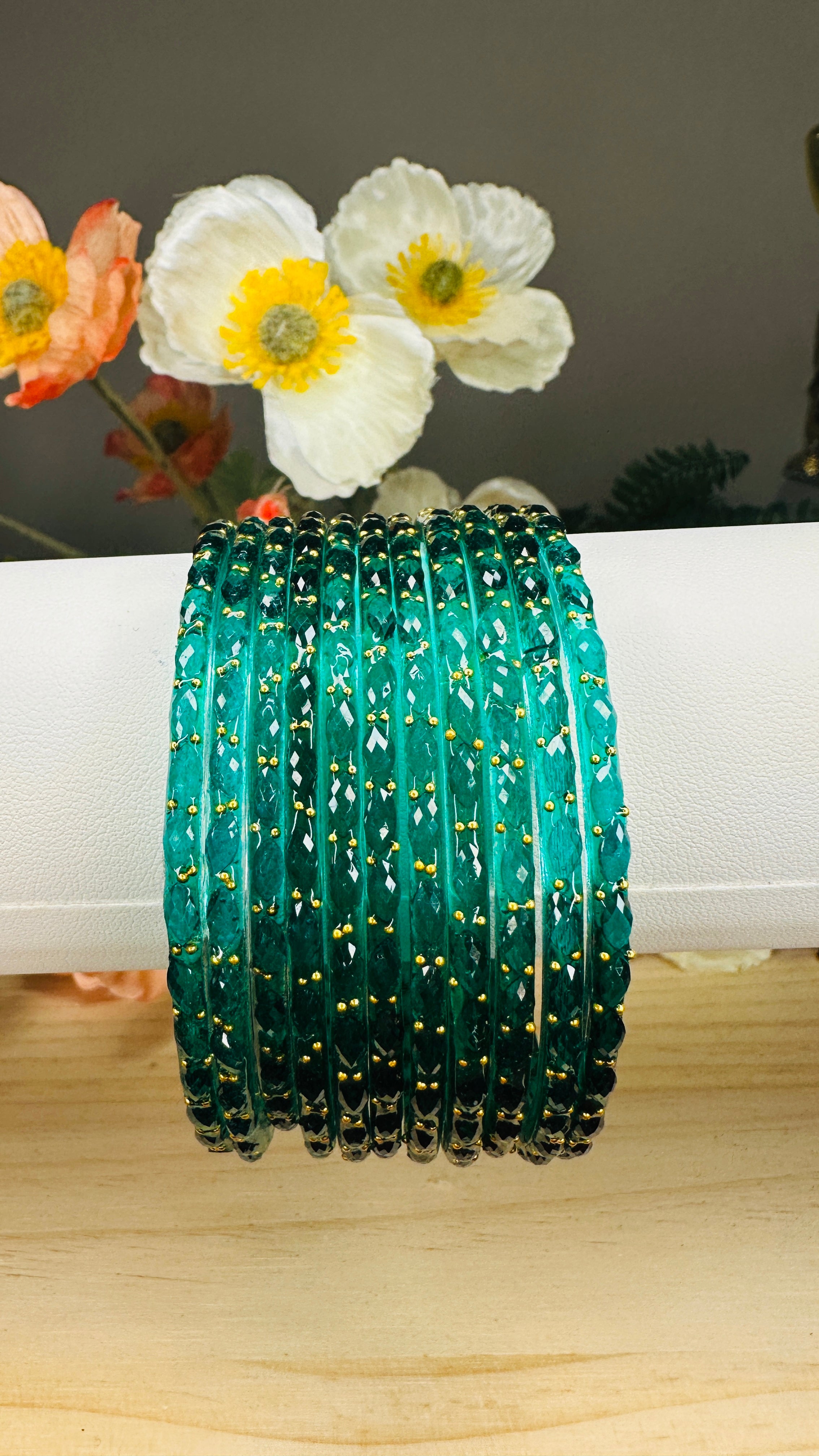 Green Raindrop Glass Bangles