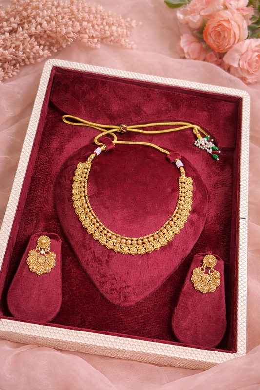 Elegant Gold Choker Set with Matching Earrings